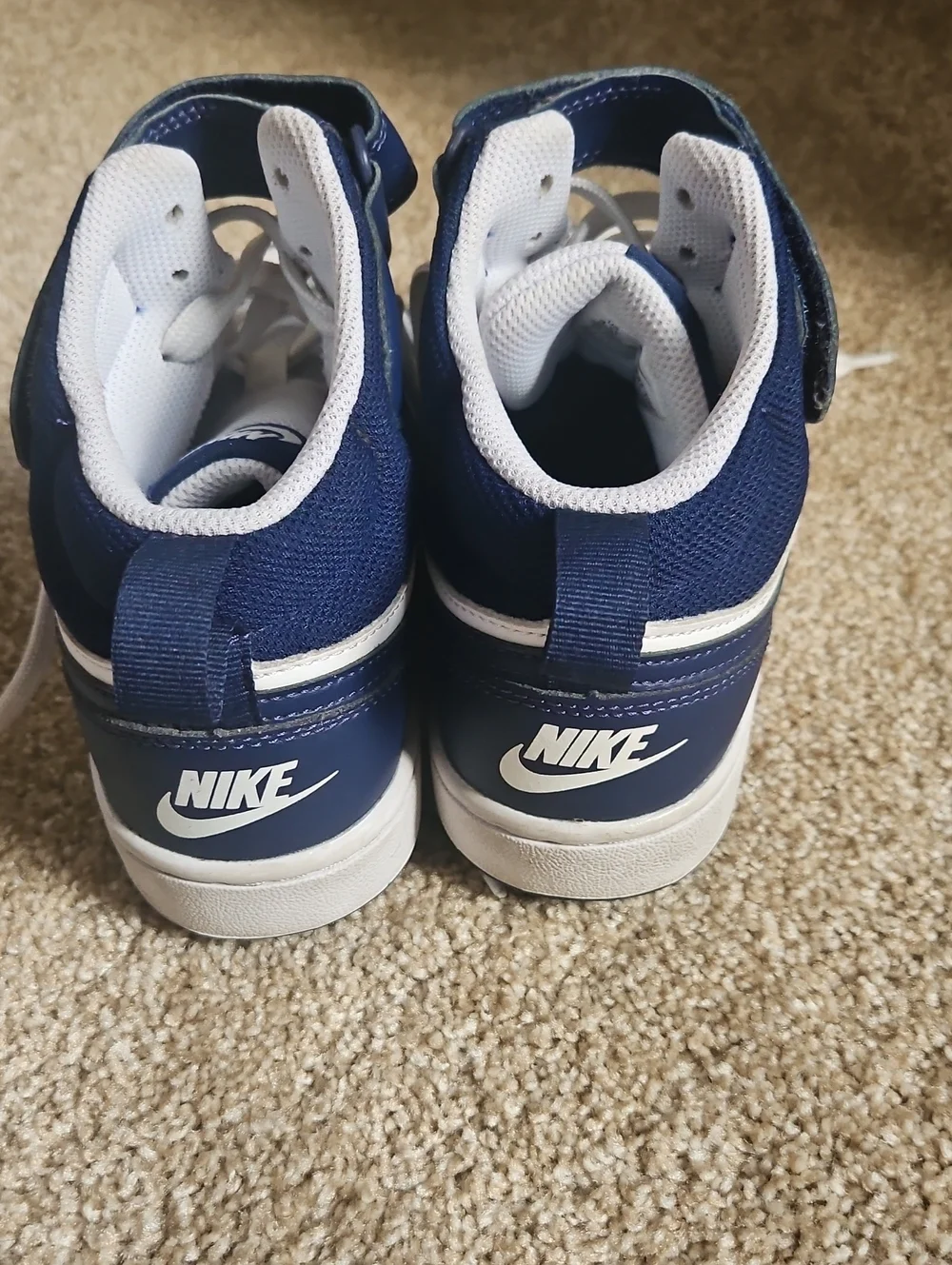 Nike Kid Boy's Court Borough Sneaker Navy/White 4.5Y